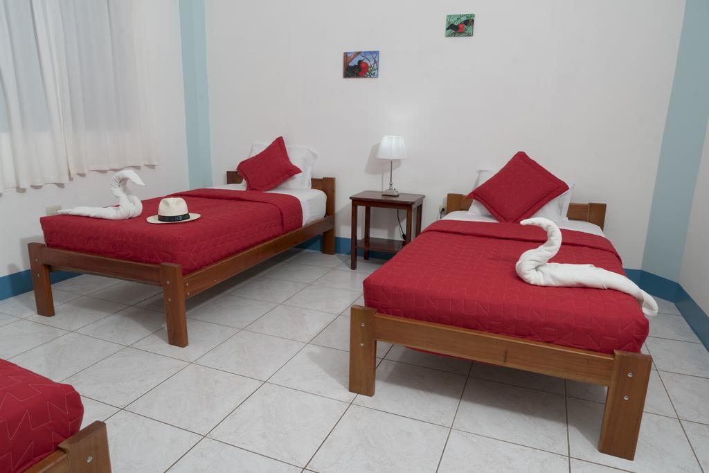 Hostal Arena Negra Puerto Ayora  Zewnętrze zdjęcie