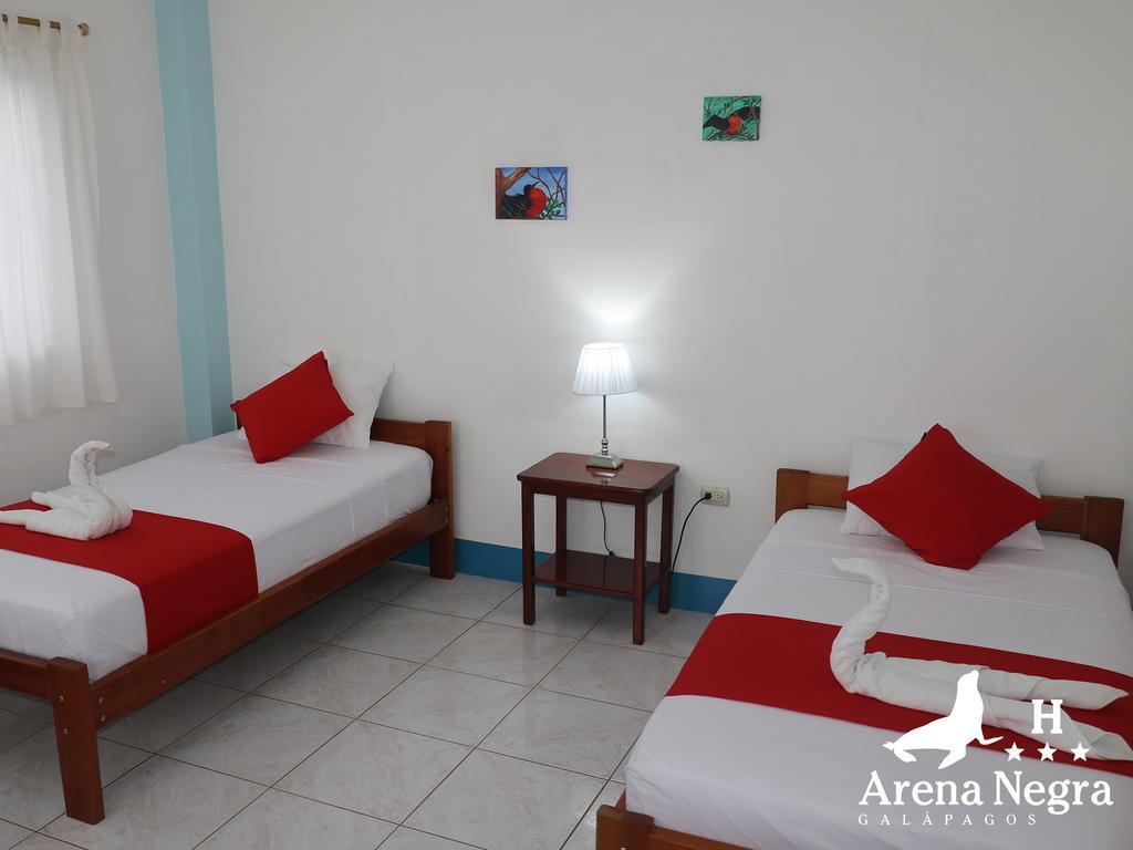 Hostal Arena Negra Puerto Ayora  Zewnętrze zdjęcie
