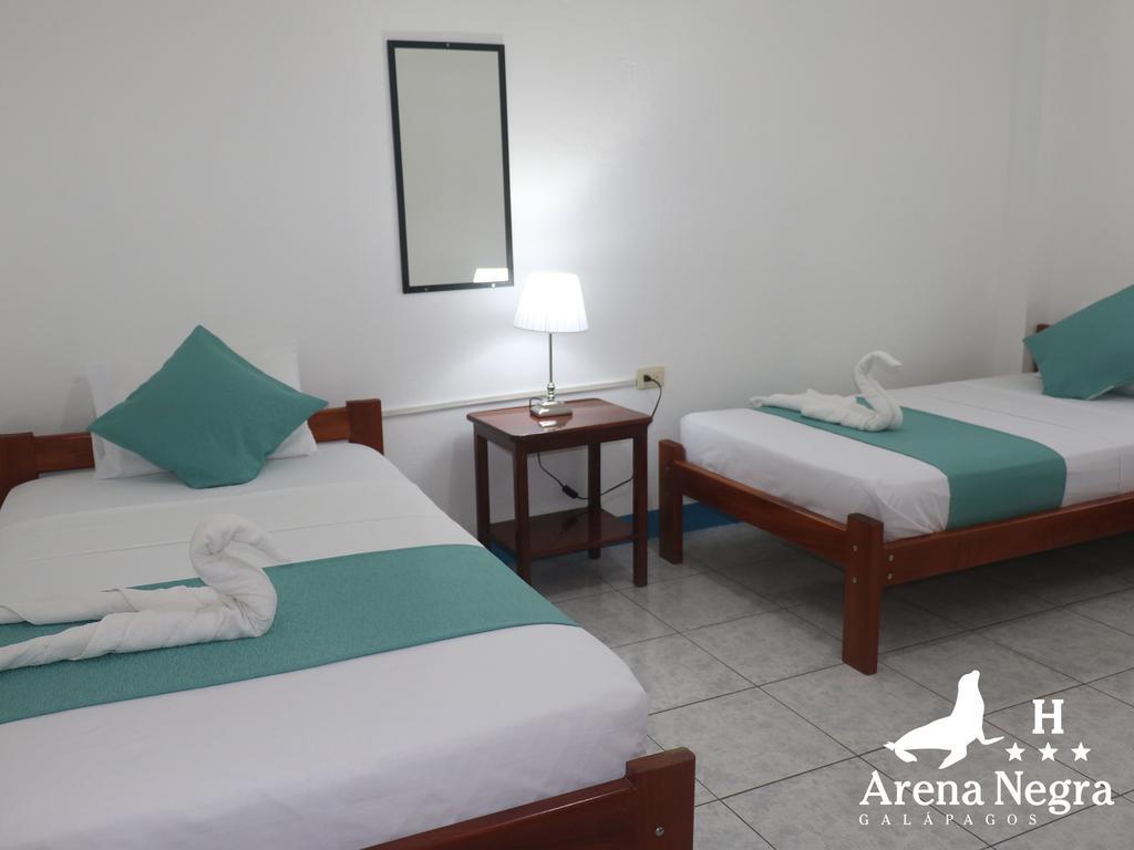 Hostal Arena Negra Puerto Ayora  Zewnętrze zdjęcie