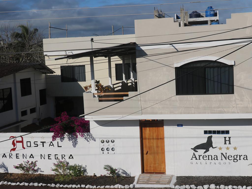 Hostal Arena Negra Puerto Ayora  Zewnętrze zdjęcie