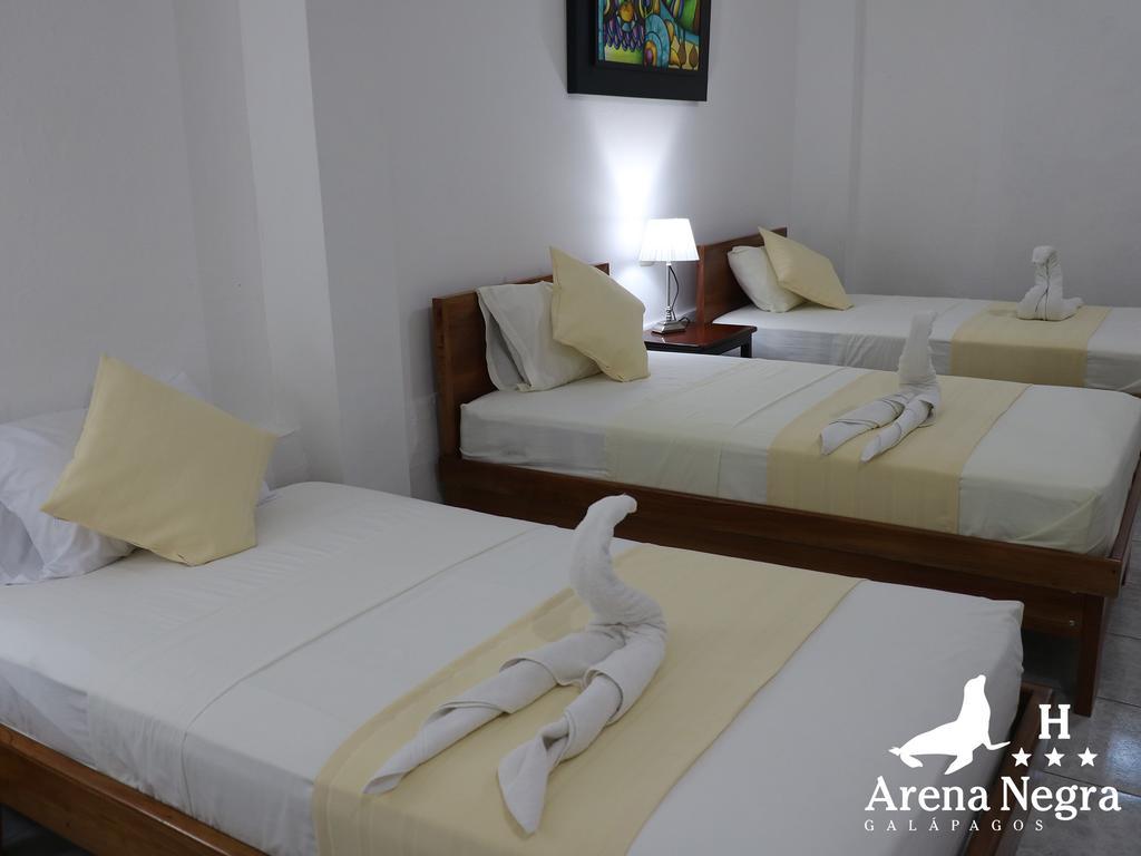 Hostal Arena Negra Puerto Ayora  Zewnętrze zdjęcie