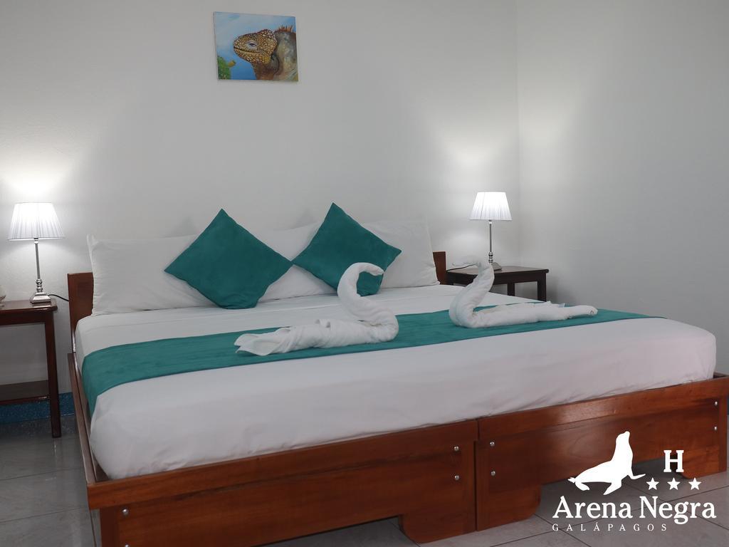 Hostal Arena Negra Puerto Ayora  Zewnętrze zdjęcie