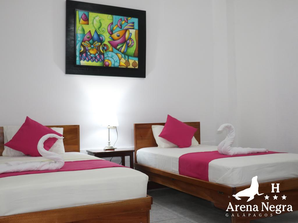 Hostal Arena Negra Puerto Ayora  Zewnętrze zdjęcie