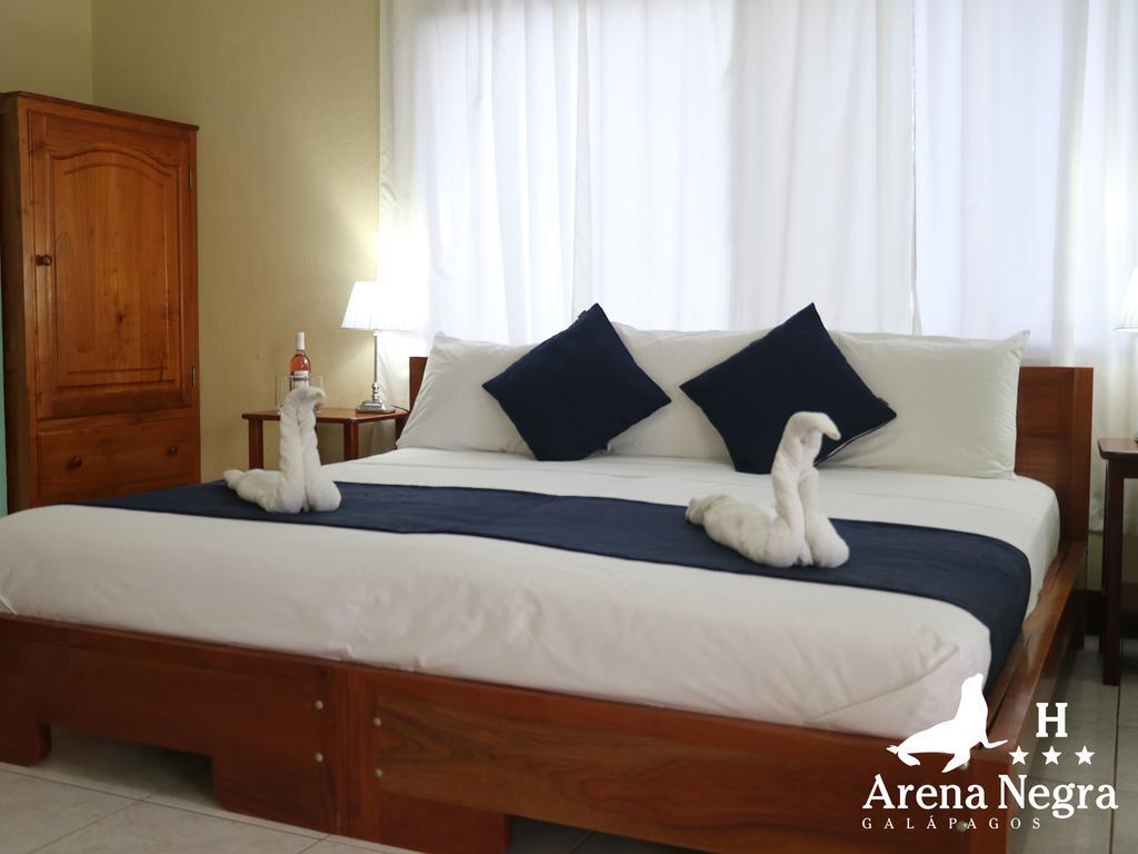 Hostal Arena Negra Puerto Ayora  Zewnętrze zdjęcie