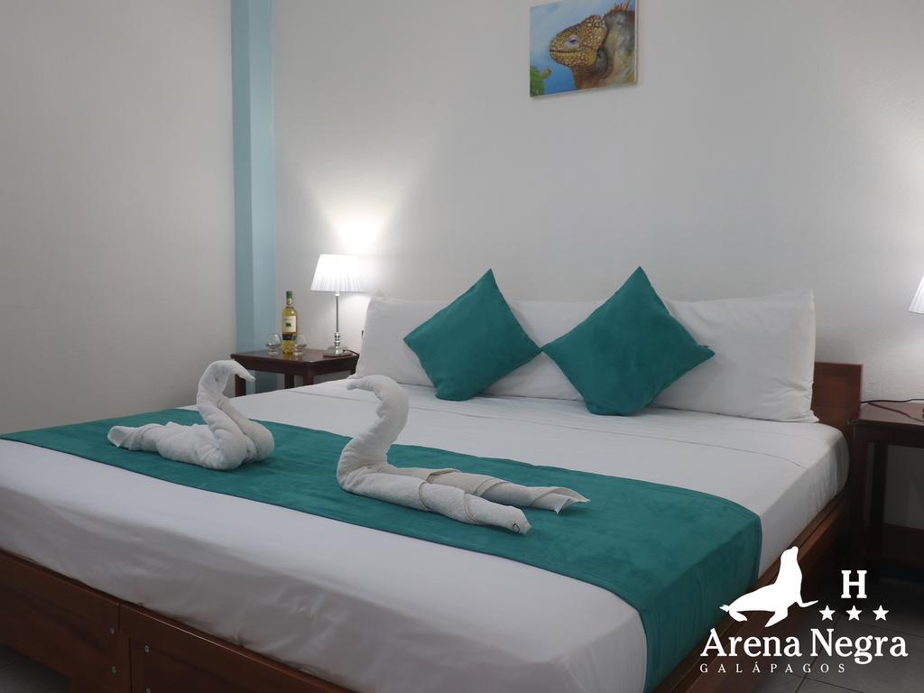 Hostal Arena Negra Puerto Ayora  Zewnętrze zdjęcie