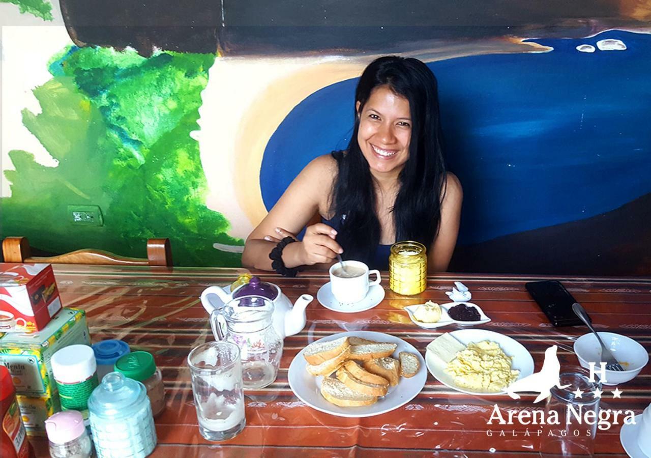 Hostal Arena Negra Puerto Ayora  Zewnętrze zdjęcie